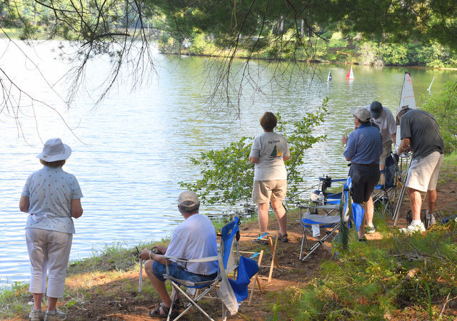 Fair weather, steady winds for Big Canoe"s model yacht club